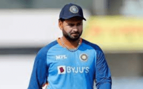 Indian wicketkeeper Rishabh Pant hospitalised after meeting a serious car crash
