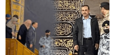 Gen. Asim Munir, the chief of the army, prays inside the Holy Kaaba. (1)