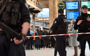 Paris train station stabbing attack, six people injured.