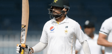 Mohammad Hafeez, a cricket player, is returning to school to finish his studies.