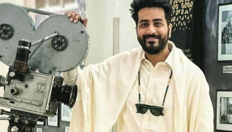 Nabeel Qureshi, Hira, and Mani attacked by armed men during shoot, crew badly injured