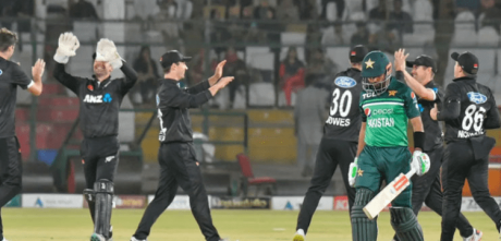 Pak drops to 3rd