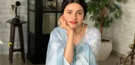 Prachi Desai shared her cute pictures of having a meal