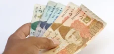 Pakistani Rupee make remarkable recovery against US Dollar