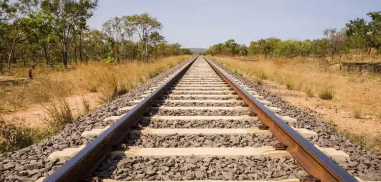 Govt Seeks Investment for Multan-Lahore Rail Project