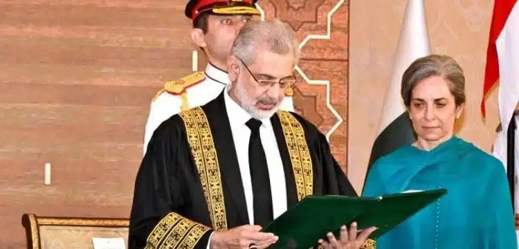 Justice Qazi Faez Isa's Historic Oath-Taking Ceremony with Wife Sarina