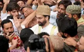 Hurriyat leader Mirwaiz Umar Farooq released From Custody After 4 Years