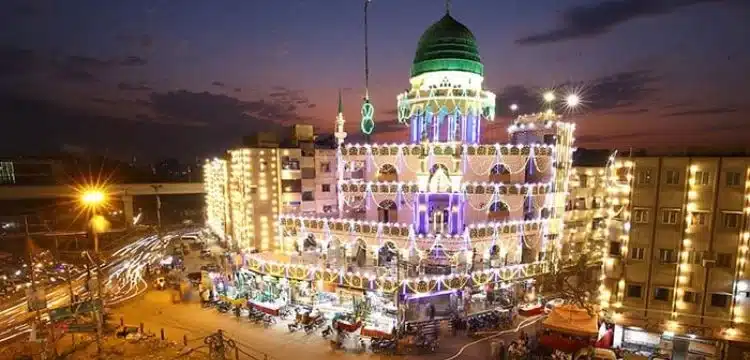 Pakistan Marks Eid Milad-Un-Nabi With Religious Fervor