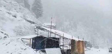 Babusar Pass Closes Early Due to Heavy Snowfall