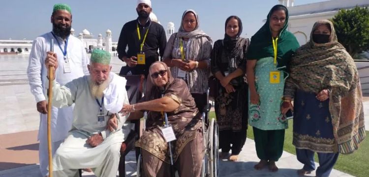 Long-Lost Family Reunites After 76 Years At Kartarpur Corridor