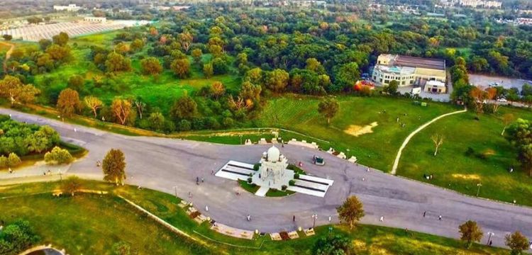 CDA To Build Festival Square in F-9 Park Islamabad