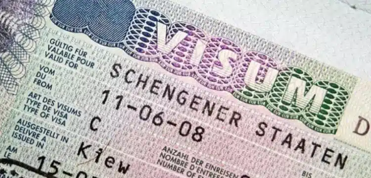 Germany To Issue Extended Schengen Visas For Citizens From Muslim Countries