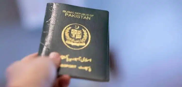 Saudi Arabia Finds Thousands Of Fake Pakistani Passports