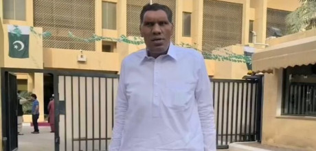 World's Tallest Pakistani Ghulam Shabbir Passes Away in Saudi Arabia