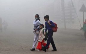 Punjab Govt Mulls Artificial Rain in Lahore Amid Worse Smog
