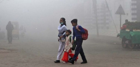 Punjab Govt Mulls Artificial Rain in Lahore Amid Worse Smog
