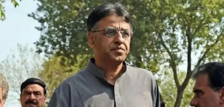 Imran Khan Faces Setback As Asad Umar Resigns From PTI