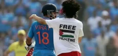 Pro-Palestinian Supporter Interrupts Australia Vs India World Cup Final