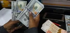 Rupee Devalues Against US Dollar For 8th Consecutive Day