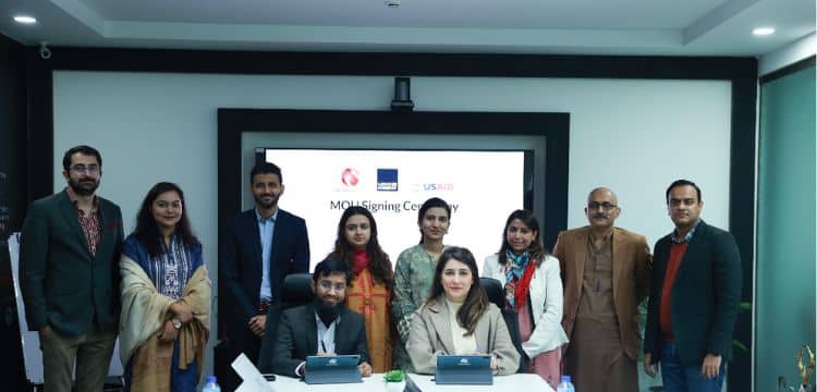 Mobilink Bank, Unikrew Collaborates for Fostering Financial Inclusion of Women