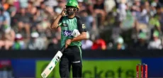 Haris Rauf Bats Without Pads In BBL 13