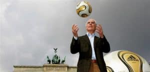 Football Icon Franz Beckenbauer Known As 'God of Ball-playing' Passes Away