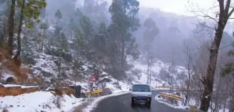 Initial Snowfall Transforms Murree, Hill Stations Into Winter Paradise