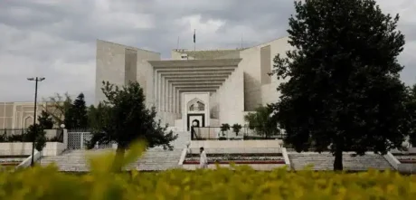 SC Bars FIA From Summoning Journalists Over Campaign