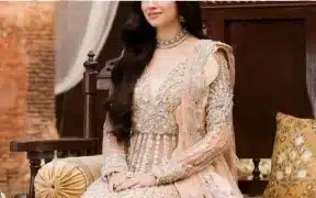 Sana Shoaib Malik looks stunning in Sania's dress