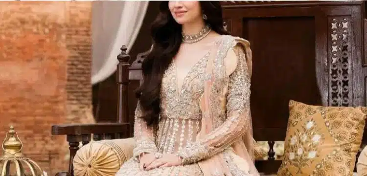 Sana Shoaib Malik looks stunning in Sania's dress