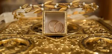 Gold Gains, Reaching Rs216,300 Per Tola In Pakistan