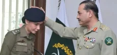 COAS Munir Praises ASP Shehrbano For Rescuing Woman