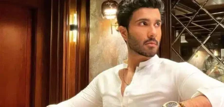 Indian Actress Praises Feroze Khan As Super Cute