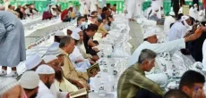 Saudi Arabia Prohibits Hosting Iftar In Mosques