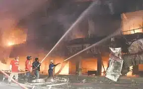 Major Fire Erupts In Karachi's MA Jinnah Road Foam Stores
