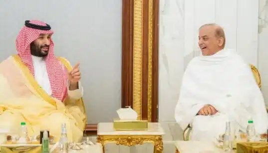 Shehbaz Sharif Meets Saudi Crown Prince Post-Umrah
