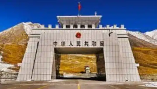 Pakistan-China Trade Resumes As Khunjerab Pass Reopens