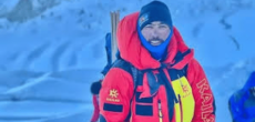 Sirbaz Khan Ascends Mount Everest Without Extra Oxygen