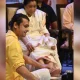 Sonu Nigam Washes Asha Bhosle's Feet, Capturing Internet's Attention