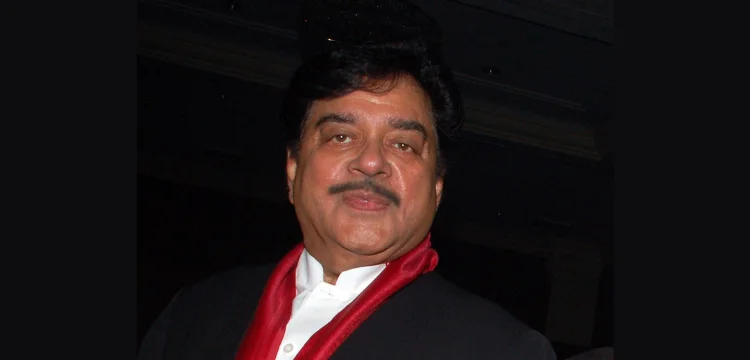 Shatrughan Sinha Criticizes Media Over Family Privacy