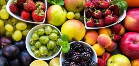 Top 15 Fruits to Aid in Weight Loss Management