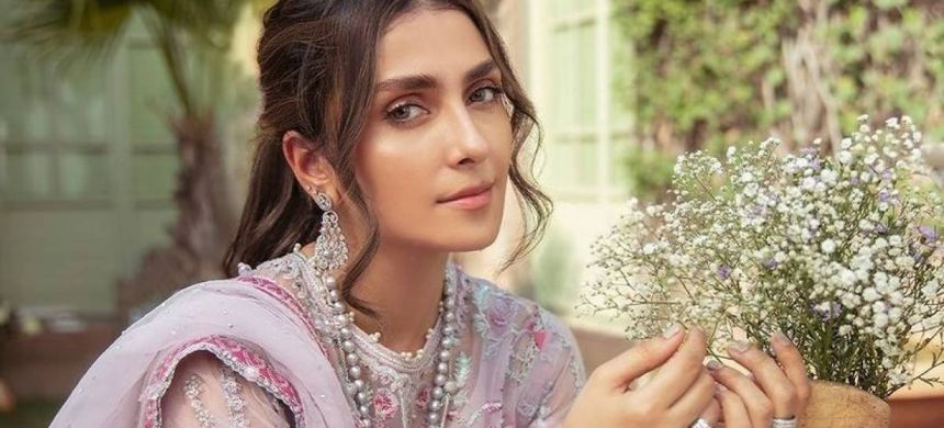 Ayeza Khan