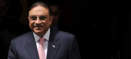 On Independence Day, President Zardari announces a 90-day reduction in sentences for prisoners