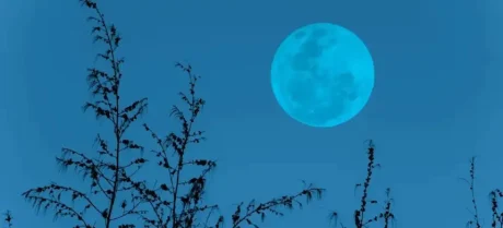 When will the Super Blue Moon be visible in Pakistan?