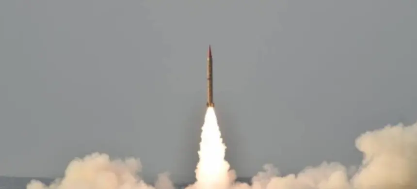 Pakistan successfully carries out the launch of the Shaheen-II ballistic missile