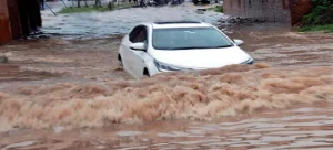 Heavy rain brings life to a halt in Rawalpindi