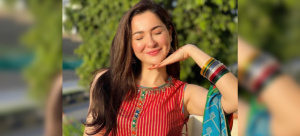 Hania Aamir