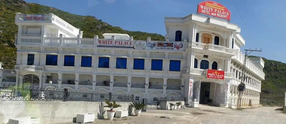 White-Palace-Hotel-Resort