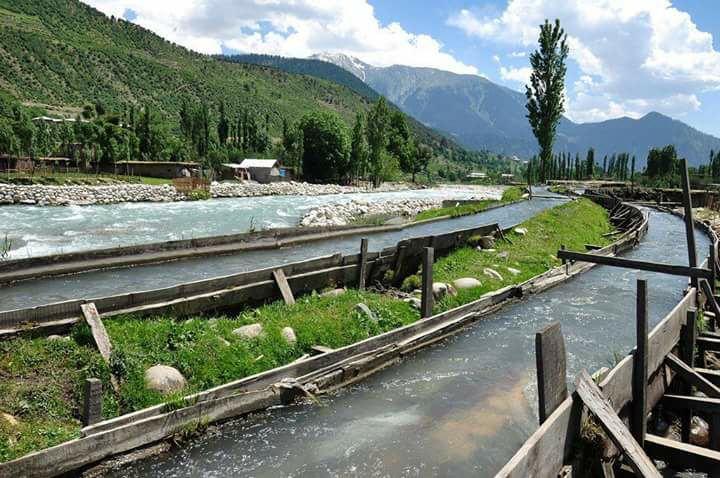 Wooden-Canals-of-Thal-Kumrat Valley