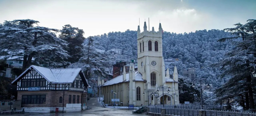 Murree A Smog-Free Retreat Amid Severe Smog in Punjab Plains